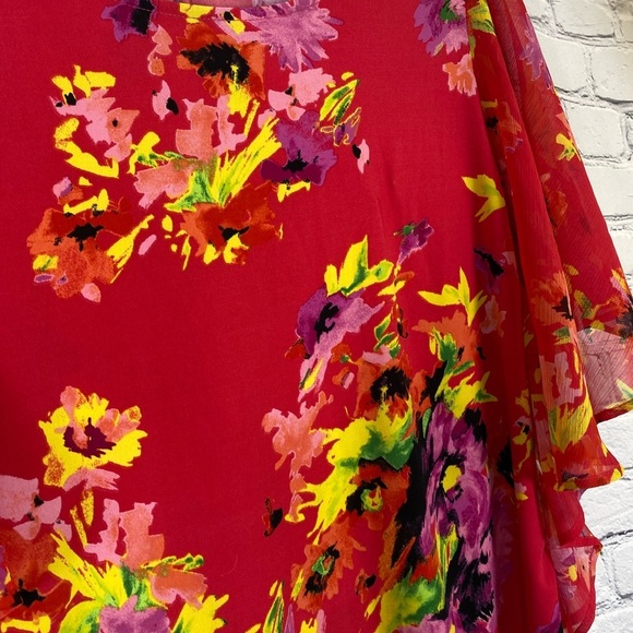 Investments Floral Flutter Sleeve Blouse size 1X - Picture 8 of 9